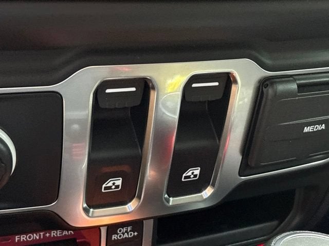 2023 Jeep Wrangler 2-Door Rubicon 4x4