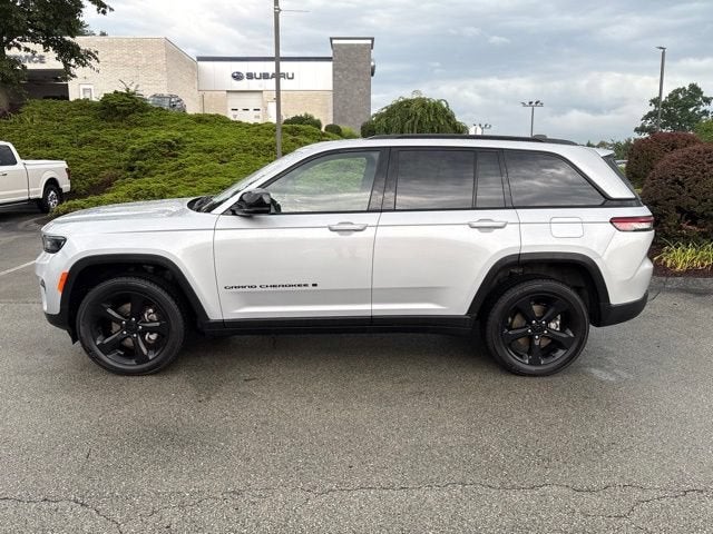2023 Jeep Grand Cherokee Altitude 4x4