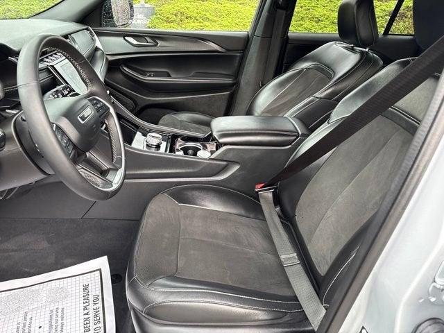 2023 Jeep Grand Cherokee Altitude 4x4