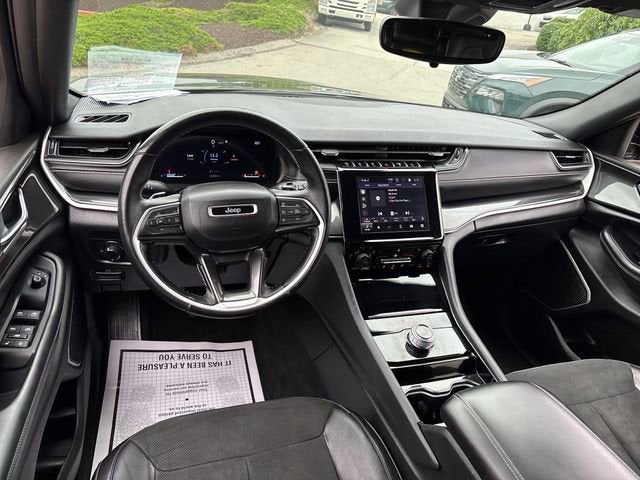 2022 Jeep Grand Cherokee L Altitude 4x4