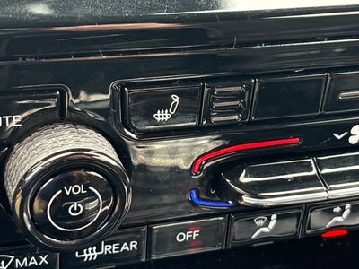 2022 Jeep Grand Cherokee L Altitude 4x4