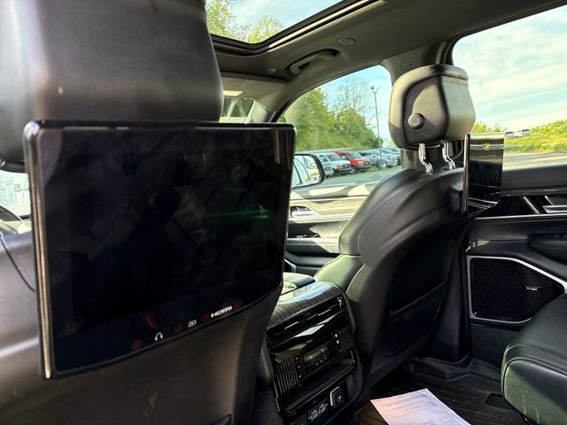 2022 Jeep Wagoneer Series III 4x4
