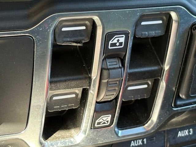 2021 Jeep Gladiator Willys 4x4