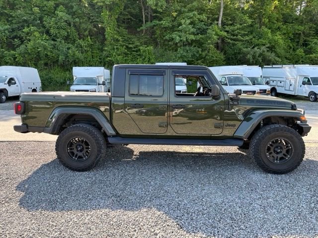 2021 Jeep Gladiator Willys 4x4