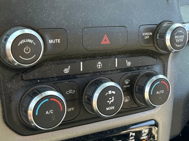 2019 RAM 1500 Big Horn/Lone Star Crew Cab 4x4 5'7" Box