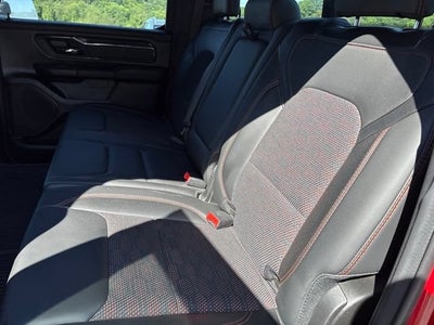 2022 RAM 1500 Big Horn Crew Cab 4x4 5'7" Box