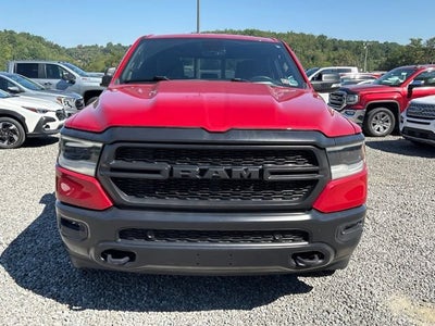 2022 RAM 1500 Big Horn Crew Cab 4x4 5'7" Box