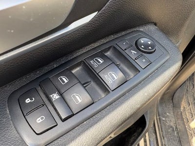2020 RAM 1500 Big Horn Crew Cab 4x4 5'7" Box
