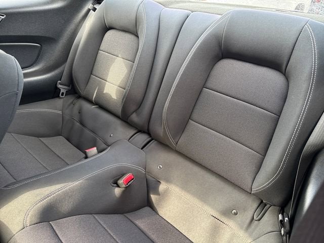 2017 Ford Mustang V6