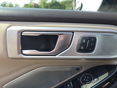 2022 Ford Explorer Platinum