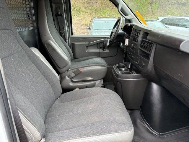 2024 Chevrolet Express Cargo 2500 WT