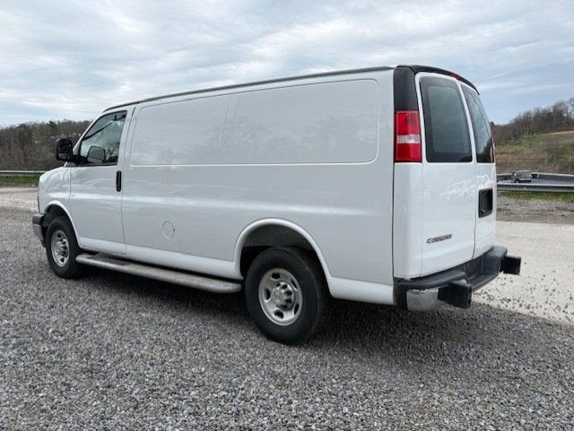 2024 Chevrolet Express Cargo 2500 WT