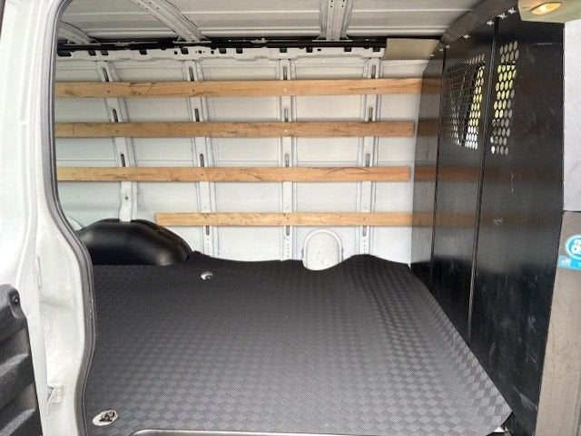2024 Chevrolet Express Cargo 2500 WT