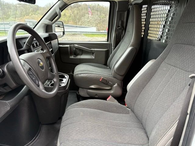 2024 Chevrolet Express Cargo 2500 WT