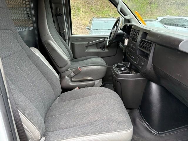 2024 Chevrolet Express Cargo 2500 WT