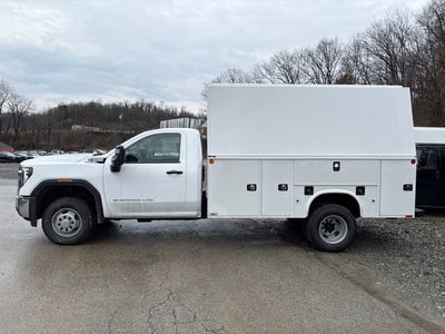 2026 GMC Sierra 3500 HD Chassis Cab Pro
