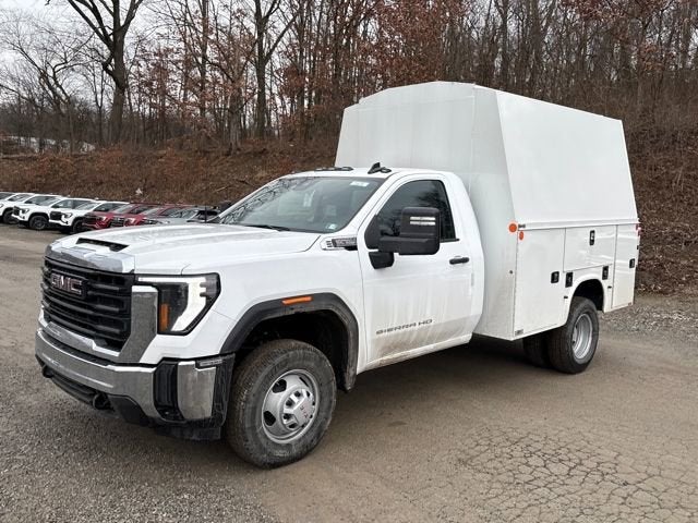 2026 GMC Sierra 3500 HD Chassis Cab Pro