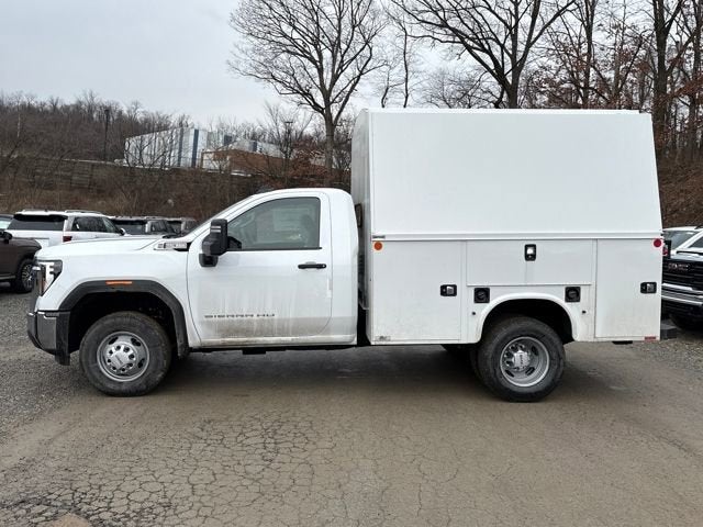 2026 GMC Sierra 3500 HD Chassis Cab Pro