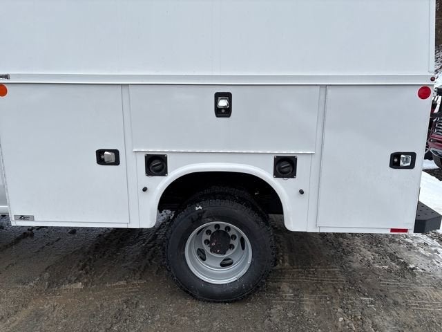 2026 GMC Sierra 3500 HD Chassis Cab Pro
