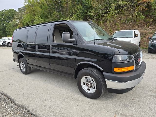 2025 GMC Savana Passenger 2500 LT