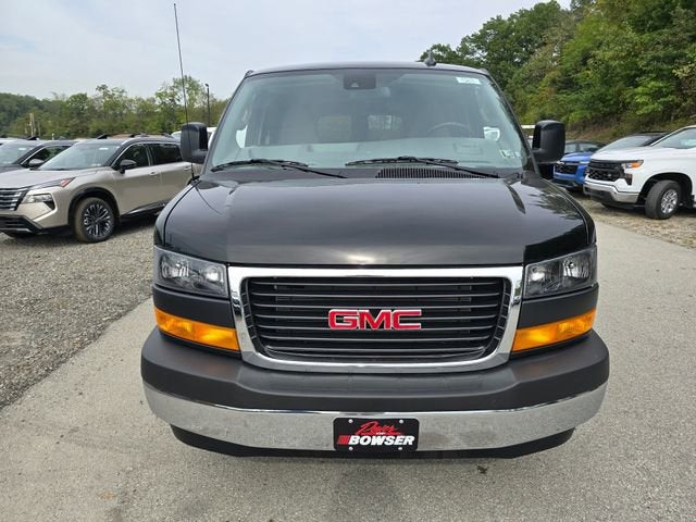 2025 GMC Savana Passenger 2500 LT