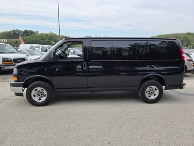 2025 GMC Savana Passenger 2500 LT