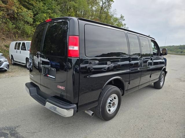 2025 GMC Savana Passenger 2500 LT