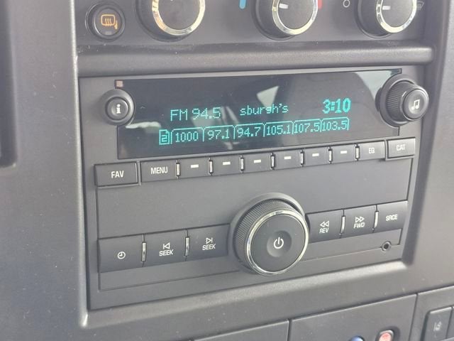 2025 GMC Savana Passenger 2500 LT