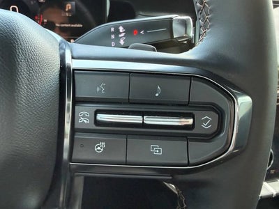 2024 GMC Acadia AT4