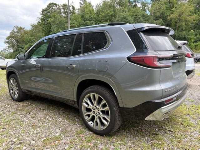 2026 GMC Acadia Denali - Photo 3