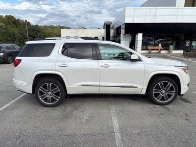 2017 GMC Acadia Denali