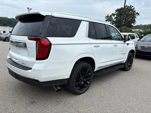 2022 GMC Yukon SLT