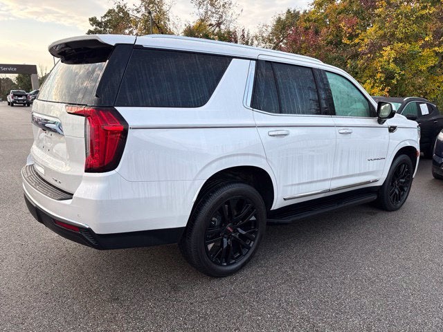 2023 GMC Yukon SLT