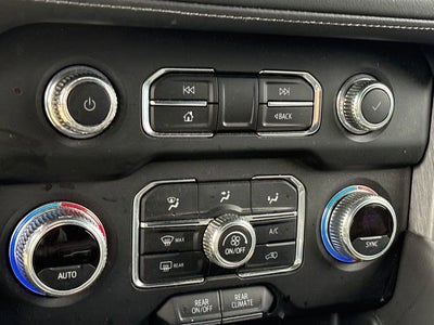 2022 GMC Yukon XL SLE