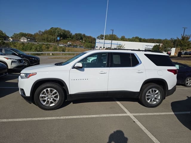 2021 Chevrolet Traverse LT Cloth