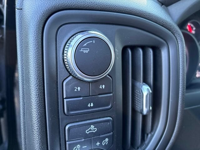 2024 GMC Sierra 2500 HD Pro