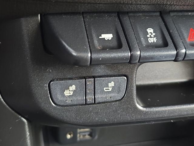 2022 GMC Canyon AT4 - Leather