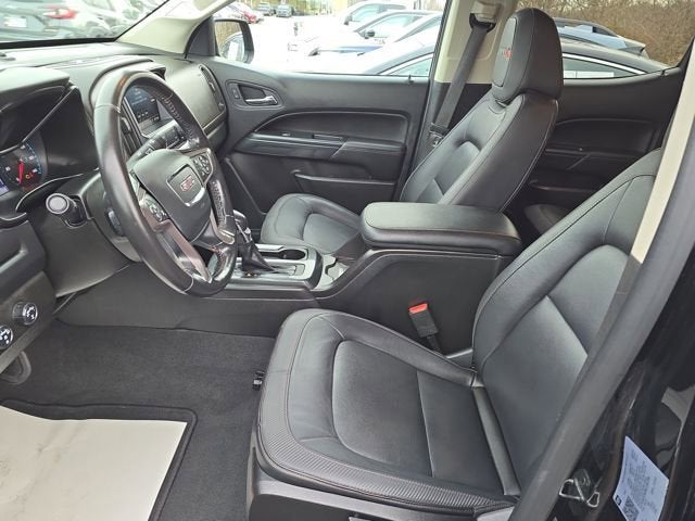 2022 GMC Canyon AT4 - Leather