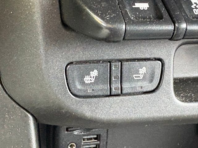 2022 GMC Canyon AT4 - Leather