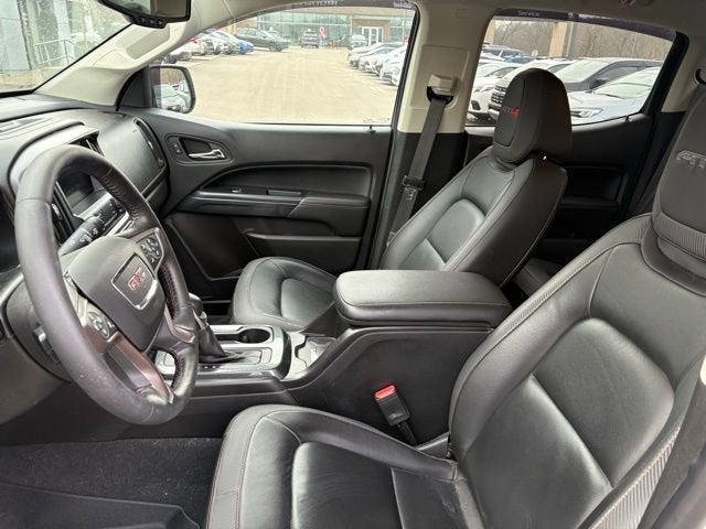 2022 GMC Canyon AT4 - Leather