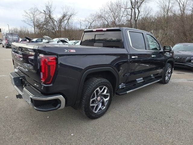 2022 GMC Sierra 1500 SLT