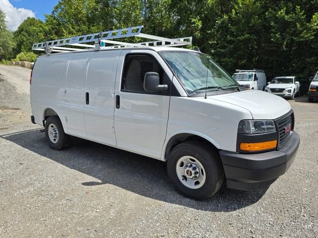 2025 GMC Savana Cargo 2500 Work Van