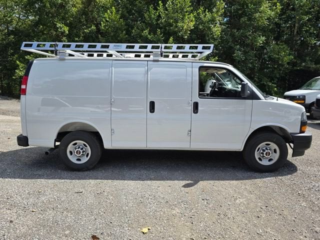 2025 GMC Savana Cargo 2500 Work Van