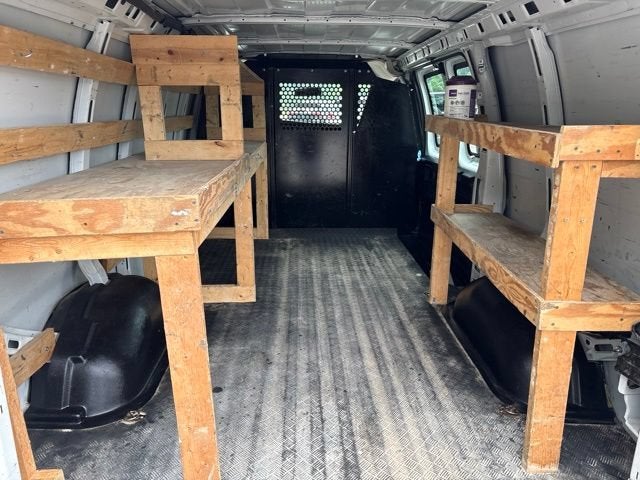 2021 GMC Savana Cargo 2500 RWD 2500 Regular Wheelbase Work Van