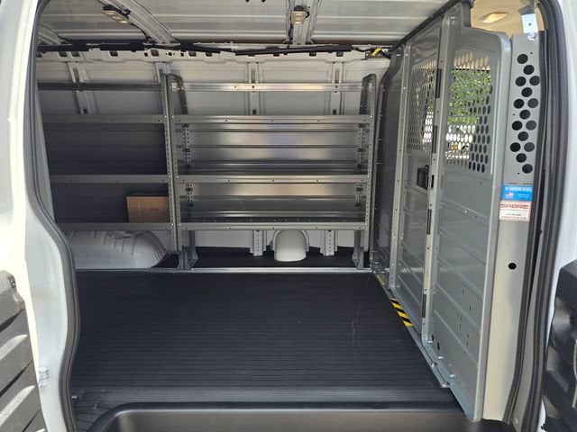 2025 GMC Savana Cargo 3500 Work Van