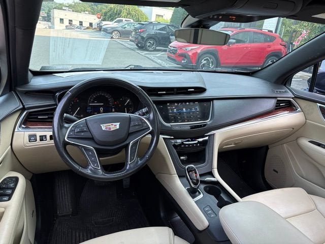 2018 Cadillac XT5 Luxury AWD