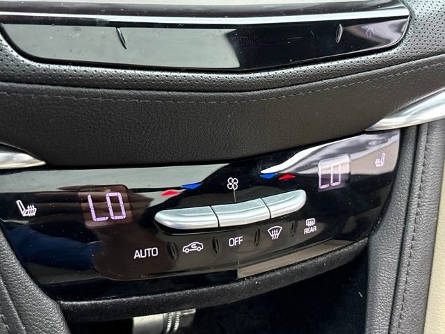 2018 Cadillac XT5 Luxury AWD