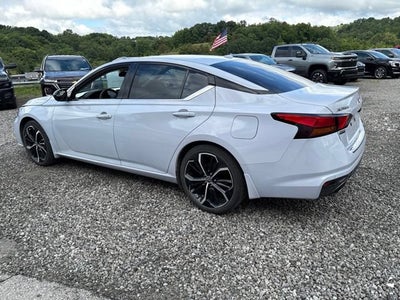 2023 Nissan Altima SR FWD
