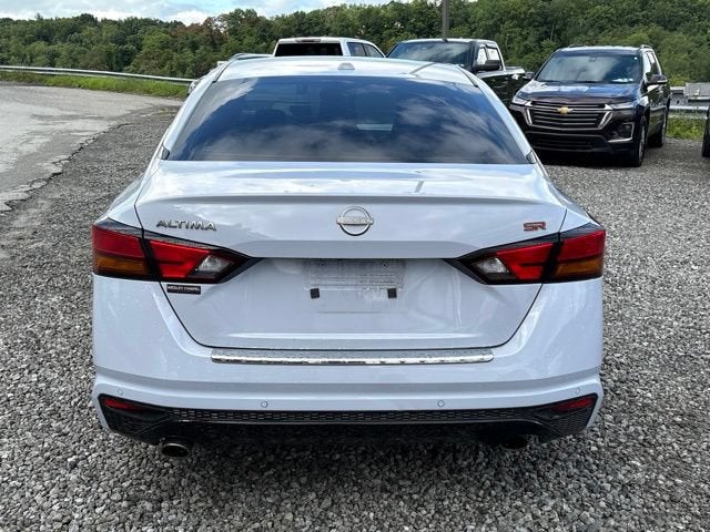 2023 Nissan Altima SR FWD