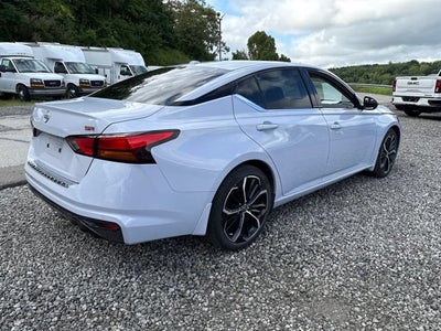 2023 Nissan Altima SR FWD